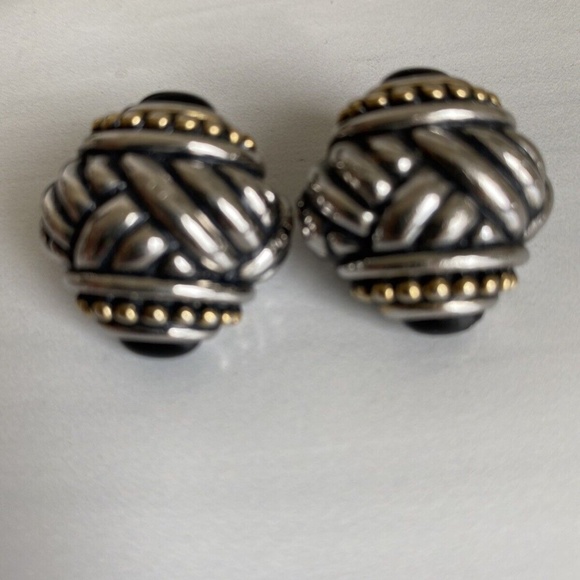 Vintage Earrings Clip On Silver & Gold Tone Black Glass Signed TJ Basket Weave - Picture 3 of 6
